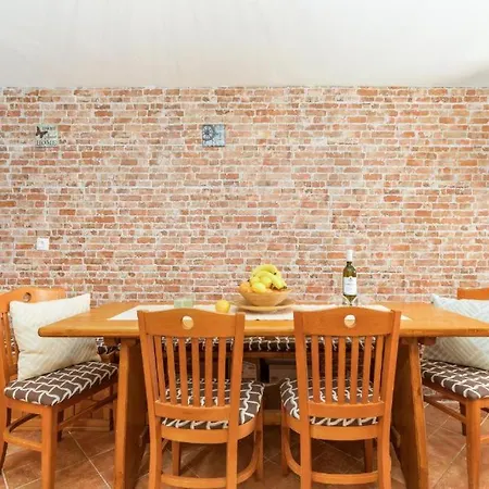 Apartment Mladenka