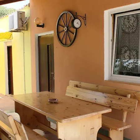 Apartment Mladenka Póla