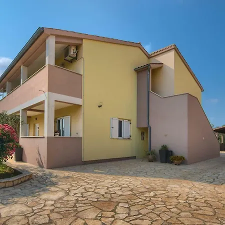 Apartman Apartment Mladenka *