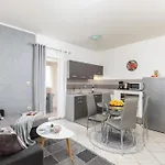 Mladenka Apartman Póla