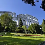 Mladenka Apartman